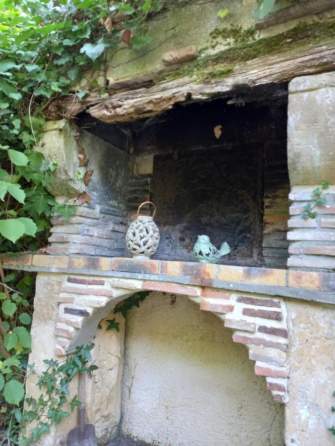 Le Jardin De Myrtille Panzió Saint-Géraud-de-Corps Kültér fotó